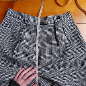 Vintage wool houndstooth plaid pants